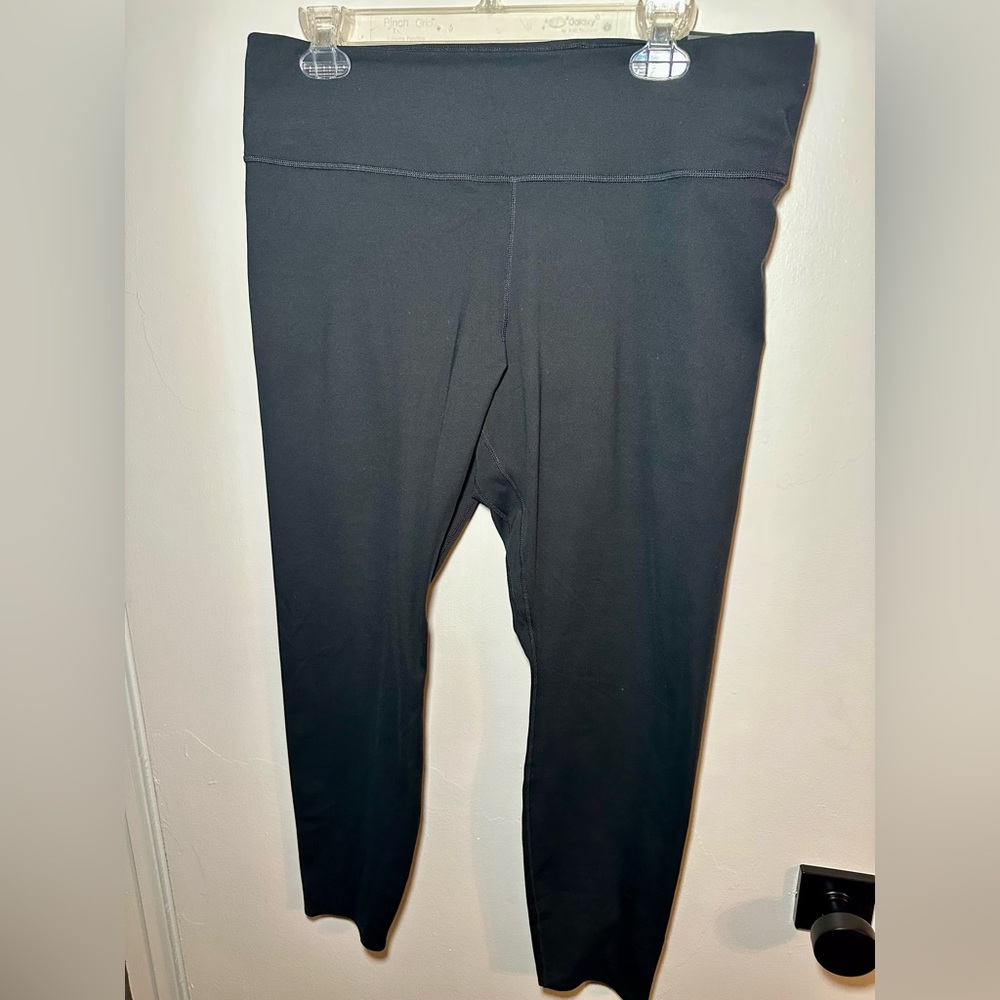 NWT Nike One Luxe Tight Fit black 7/8 leggings Size XXL